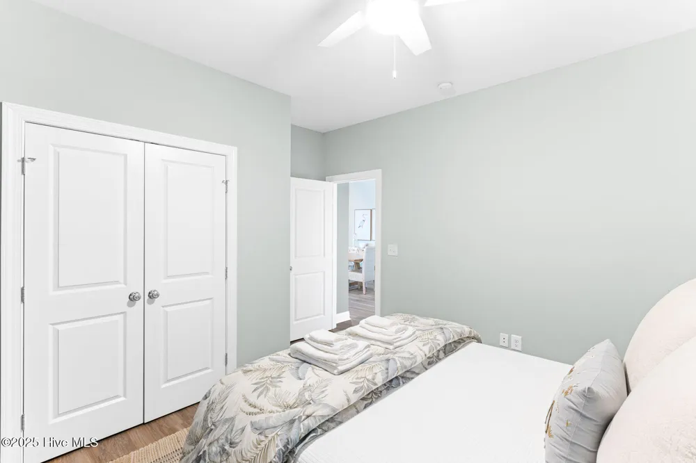 822 S Topsail Drive #B Surf City, NC 28445