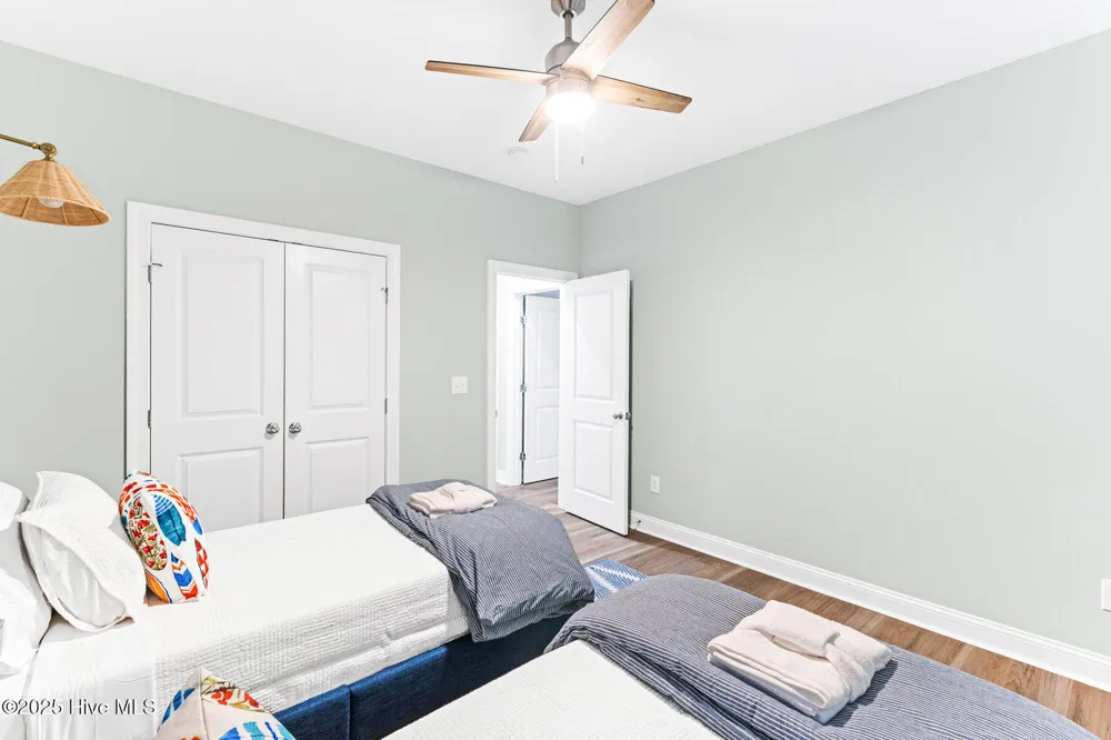 822 S Topsail Drive #B Surf City, NC 28445