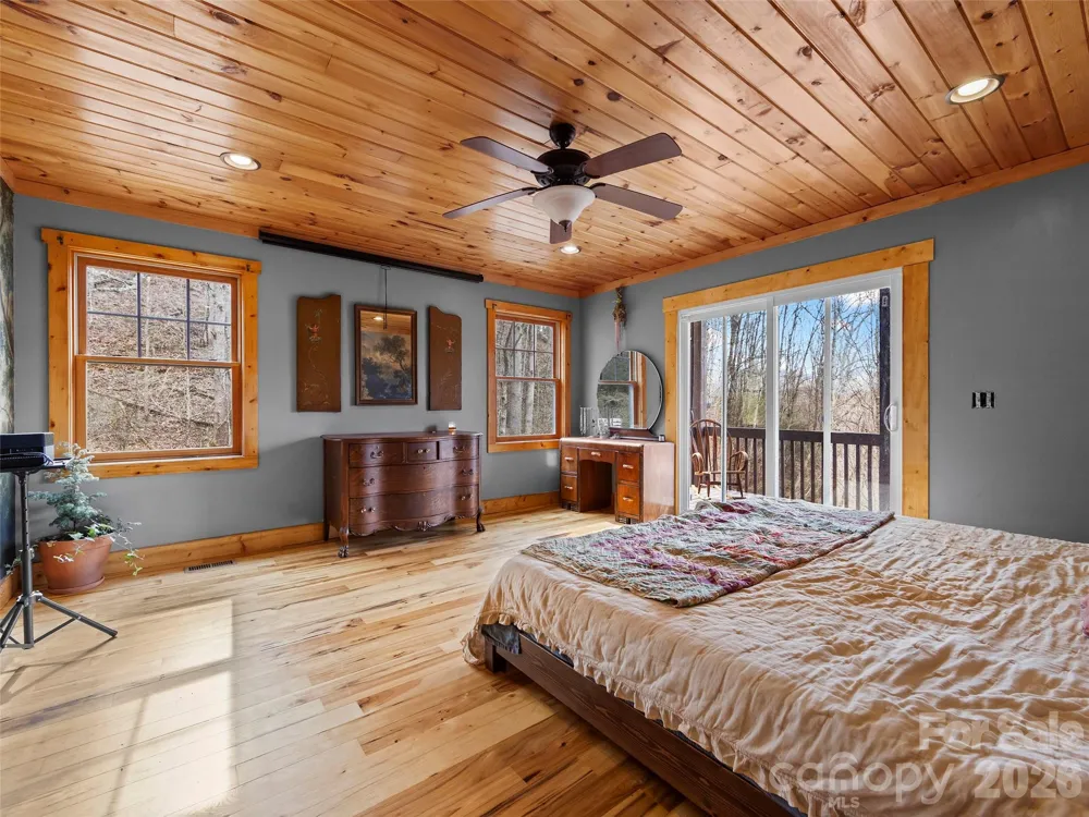 110 Mailon King Road Leicester, NC 28748