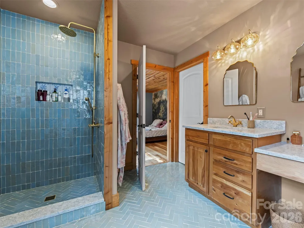 110 Mailon King Road Leicester, NC 28748
