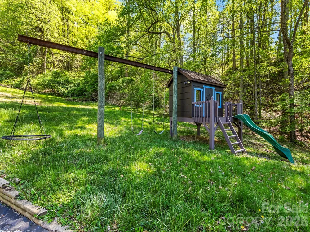 110 Mailon King Road Leicester, NC 28748
