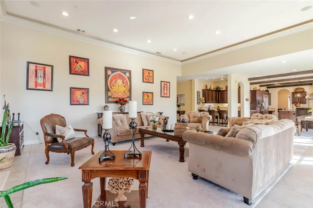 10817 W Stallion Ranch Road Sunland, CA 91040