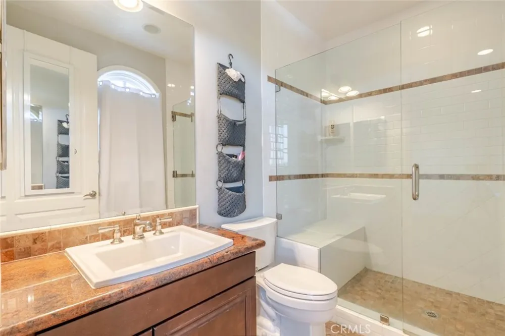 10817 W Stallion Ranch Road Sunland, CA 91040