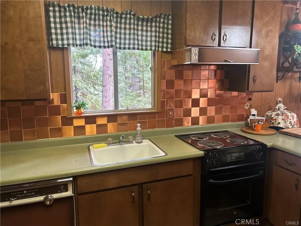 2273 Rawhide Arnold, CA 95223