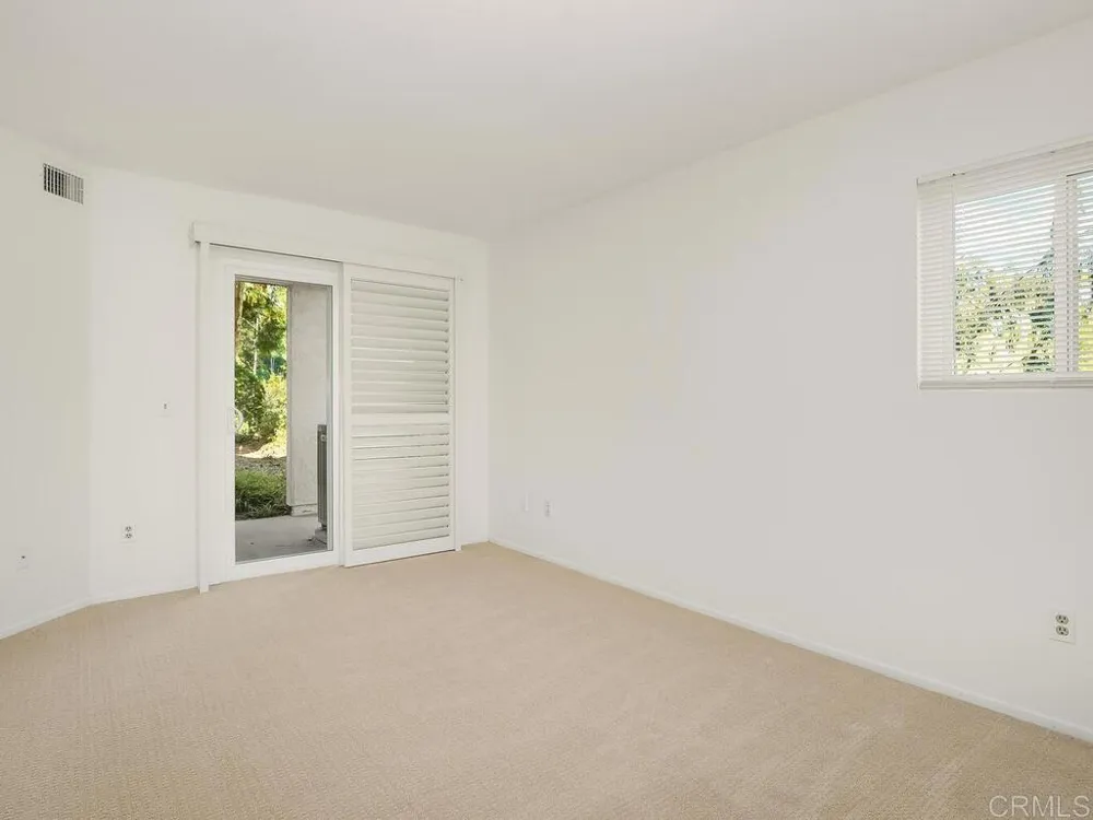 7263 Camino Degrazia #31 San Diego, CA 92111