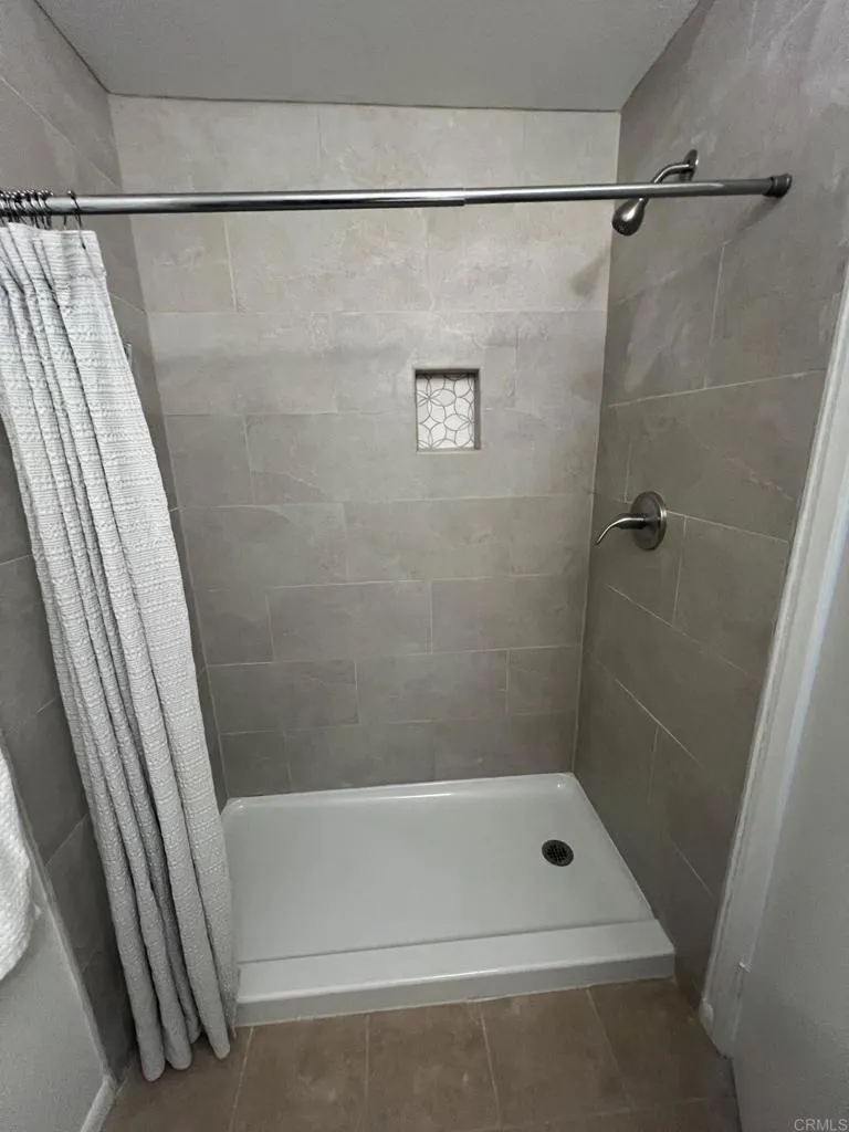 7263 Camino Degrazia #31 San Diego, CA 92111