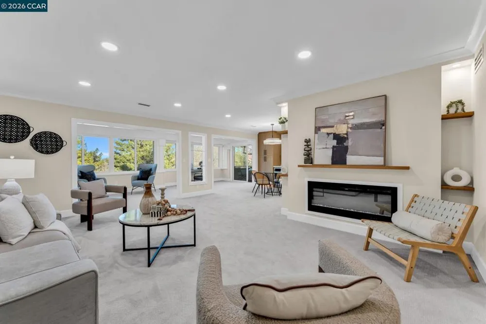 2825 Ptarmigan Drive #3