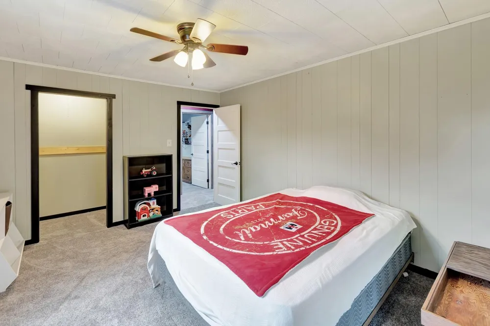 1710 County Road 399 Louise, TX 77455