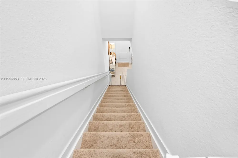 369 NW 8th Ct Pompano Beach, FL 33060