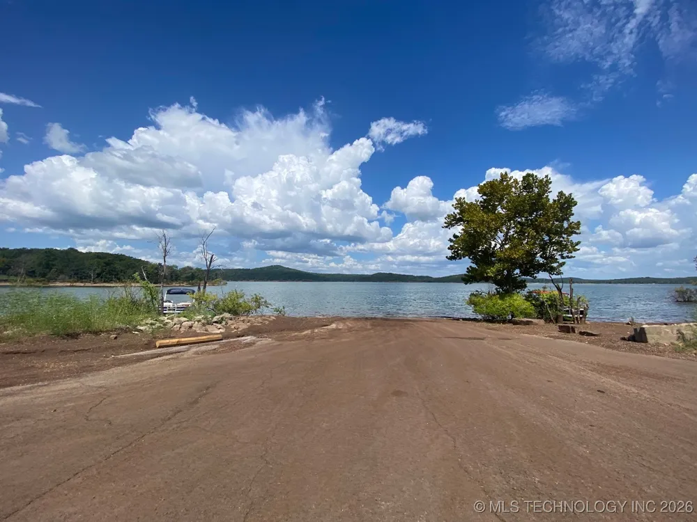 20544 S Chicken Creek Road Cookson, OK 74427