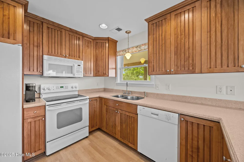 514 Robin Lane Corolla, NC 27927