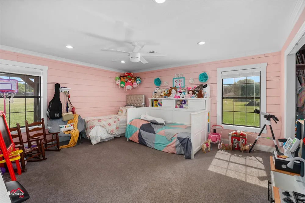 10073 Ferry Lake Road Oil City, LA 71061