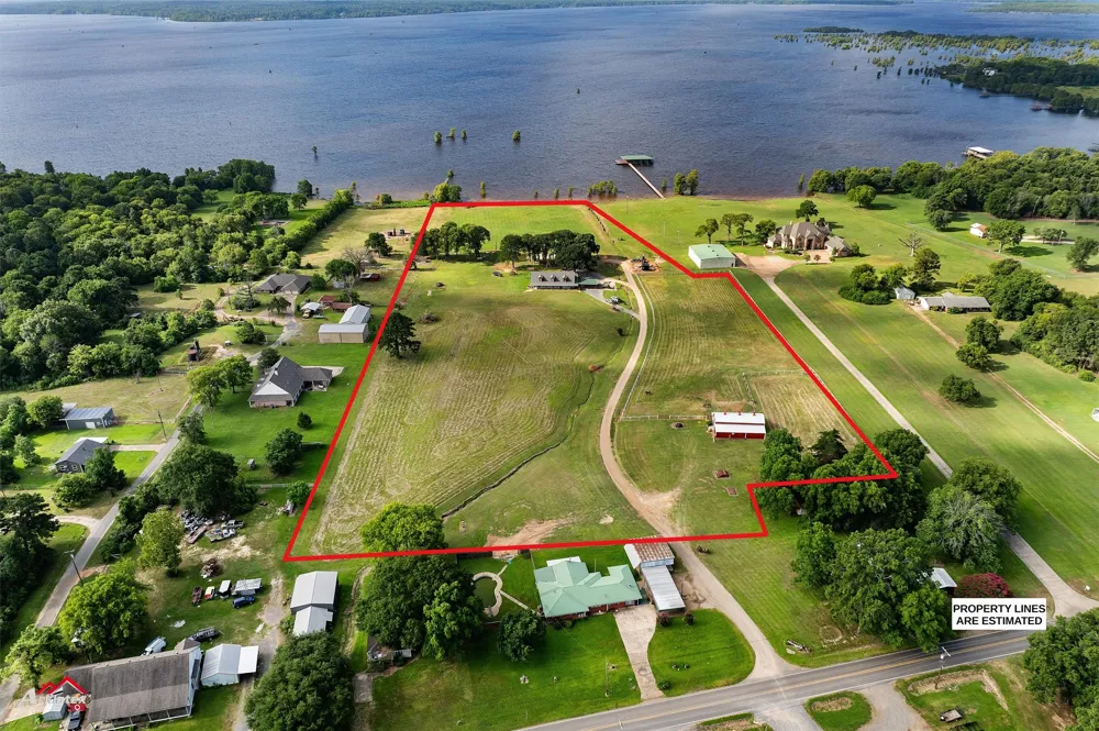 10073 Ferry Lake Road Oil City, LA 71061