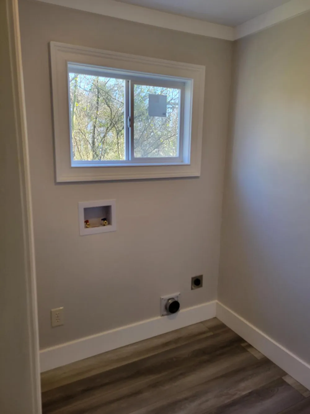 408 Nellis Avenue Bridgeport, AL 35740