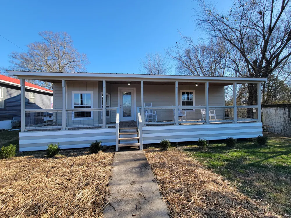 408 Nellis Avenue Bridgeport, AL 35740