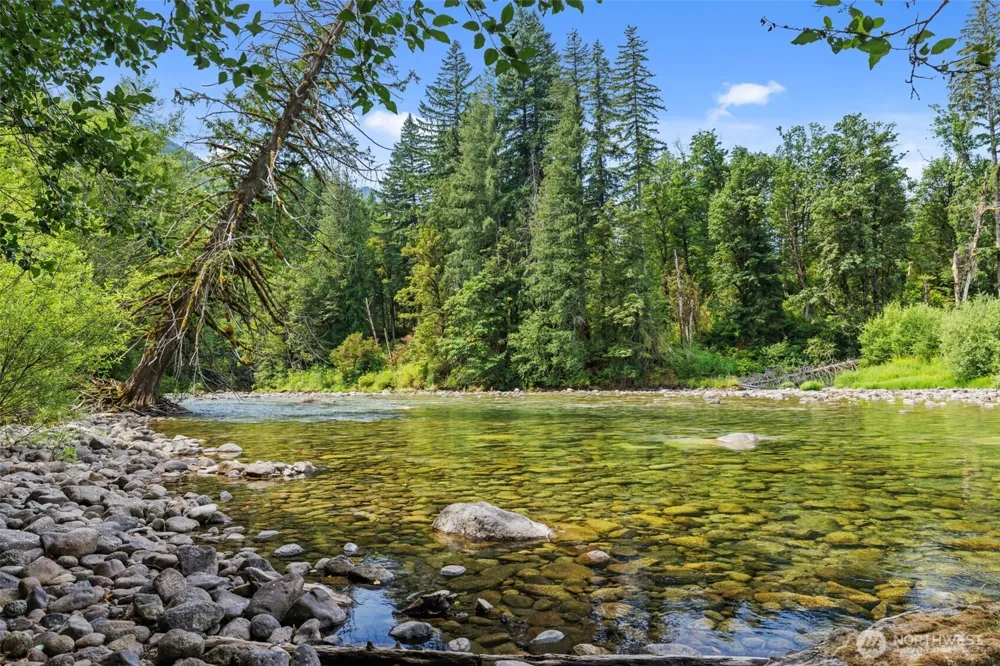 12214 757th Avenue NE Skykomish, WA 98288