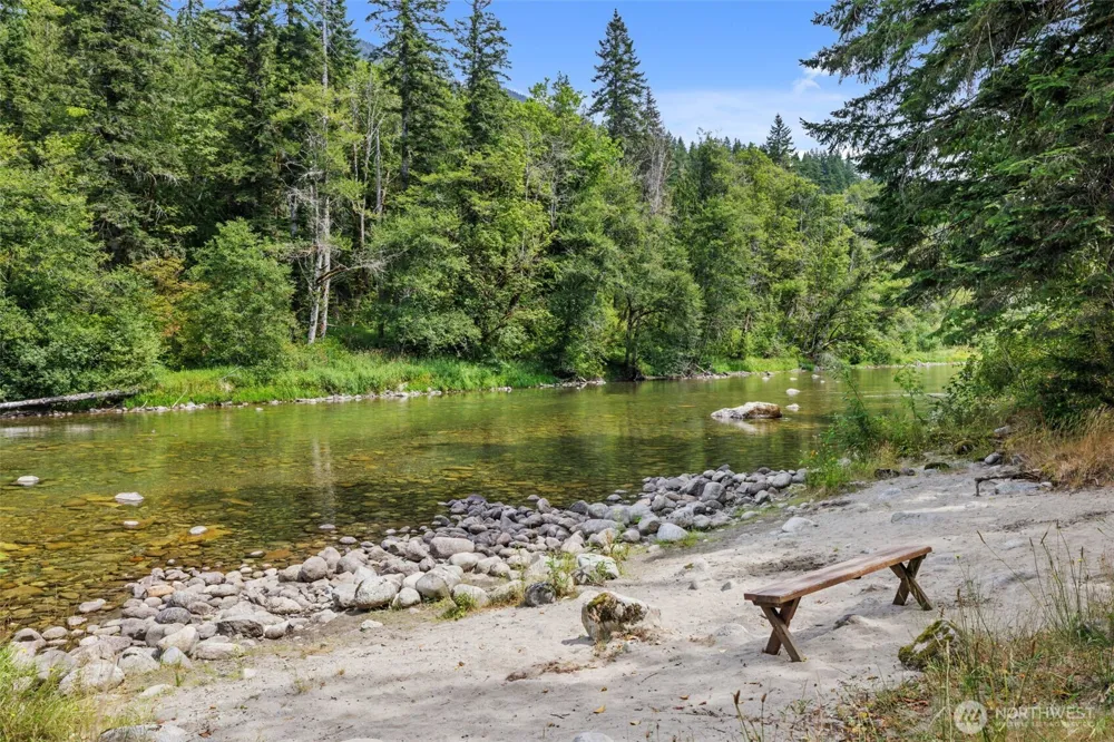 12214 757th Avenue NE Skykomish, WA 98288