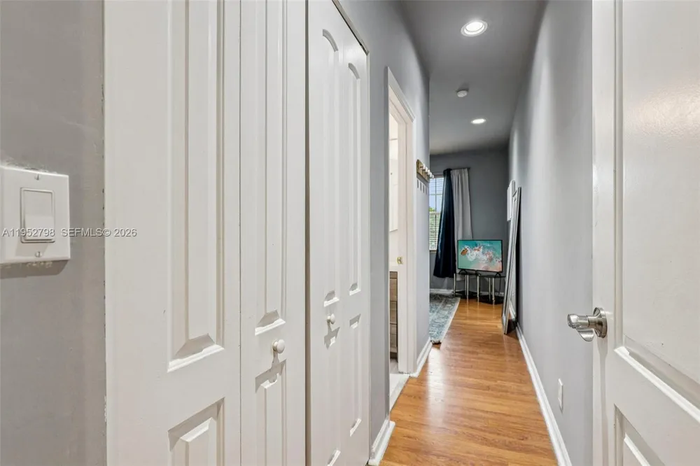 2307 Washington St #5 Hollywood, FL 33020