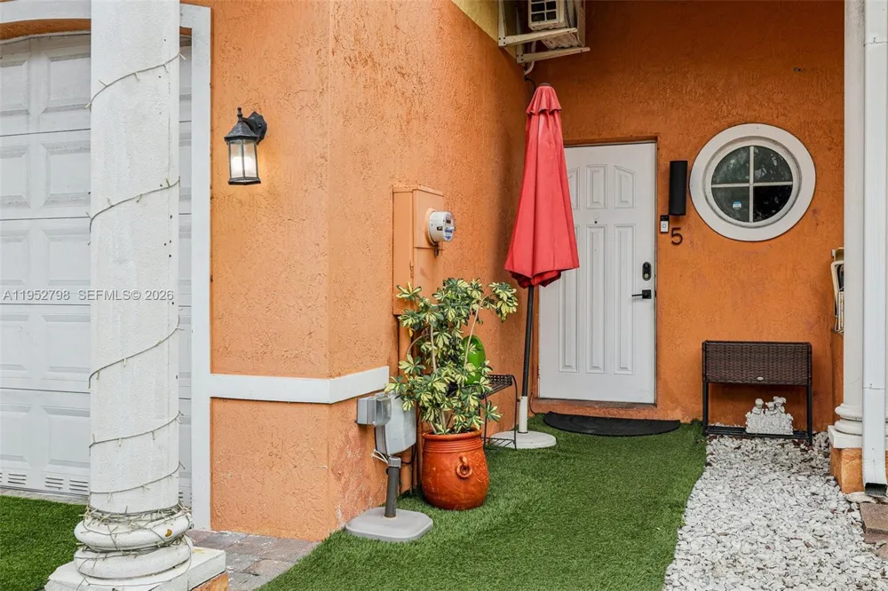 2307 Washington St #5 Hollywood, FL 33020