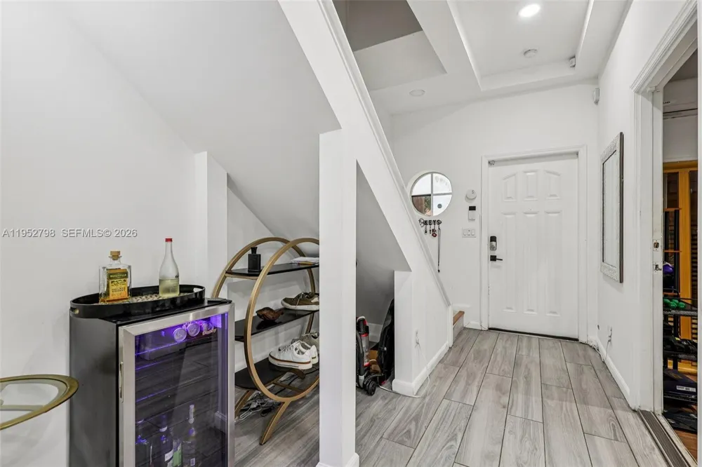 2307 Washington St #5 Hollywood, FL 33020