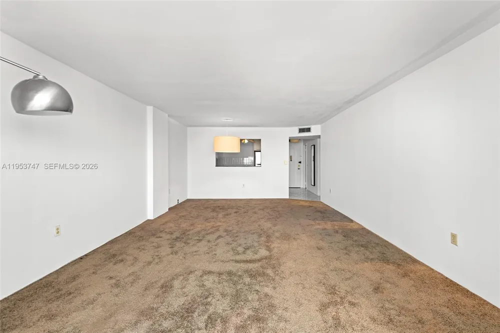 2780 NE 183rd St #1911 Aventura, FL 33160