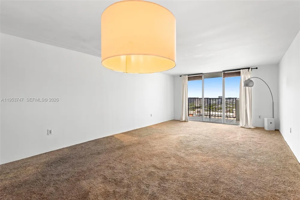 2780 NE 183rd St #1911 Aventura, FL 33160