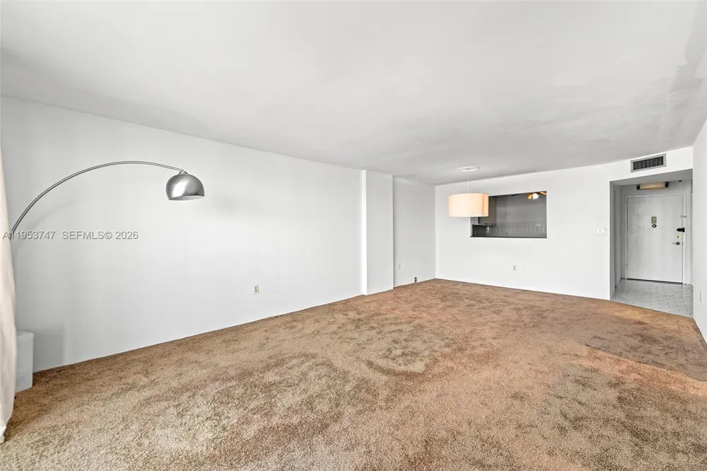 2780 NE 183rd St #1911 Aventura, FL 33160