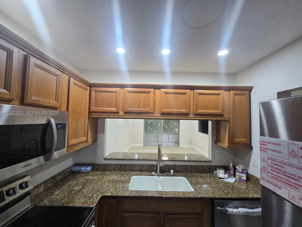 5151 W Oakland Park Blvd #303 Lauderdale Lakes, FL 33313
