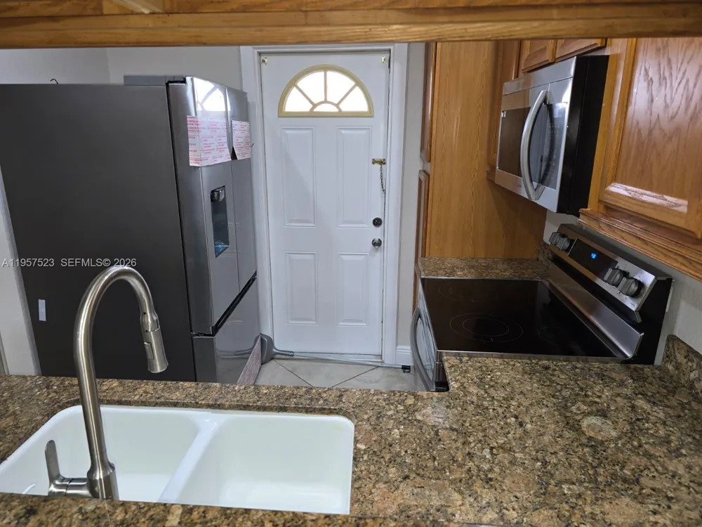 5151 W Oakland Park Blvd #303 Lauderdale Lakes, FL 33313