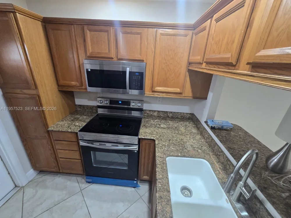 5151 W Oakland Park Blvd #303 Lauderdale Lakes, FL 33313