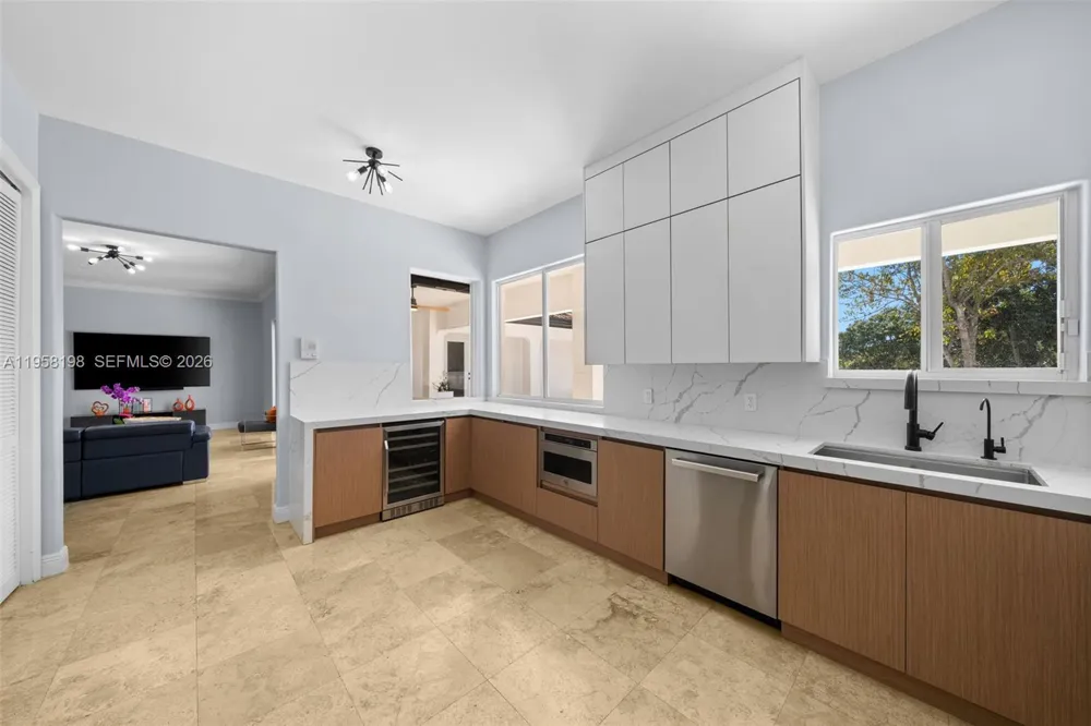 16800 SW 190th St Miami, FL 33187