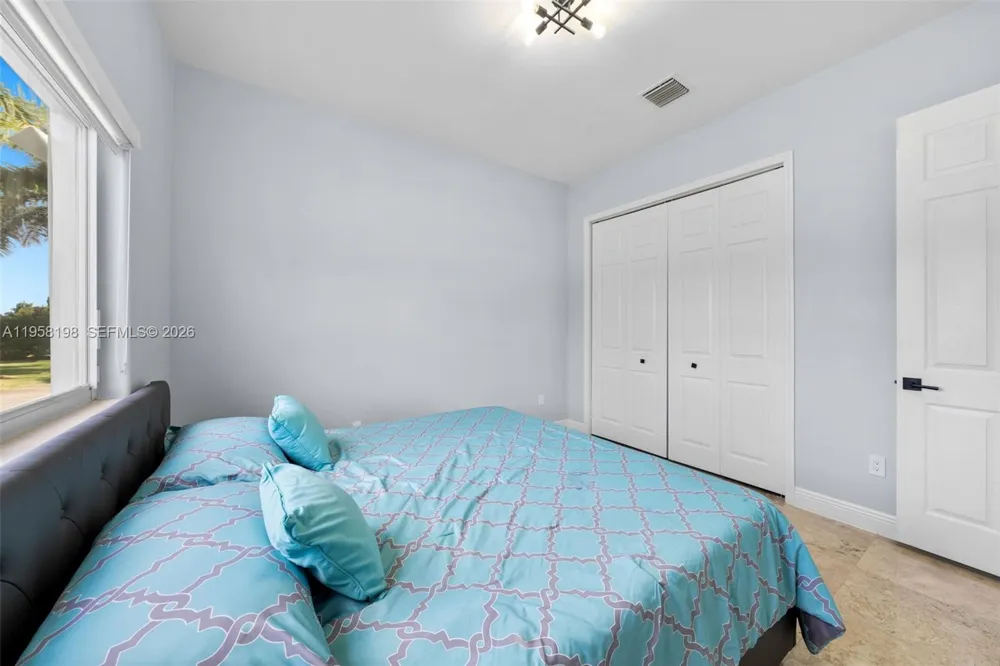 16800 SW 190th St Miami, FL 33187