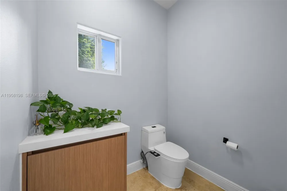 16800 SW 190th St Miami, FL 33187