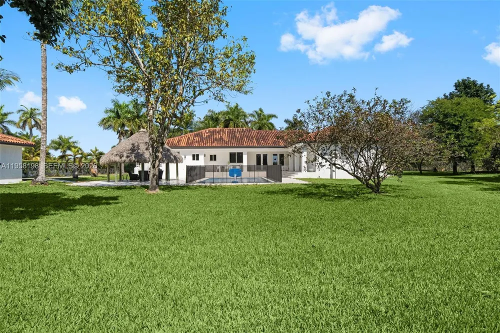 16800 SW 190th St Miami, FL 33187