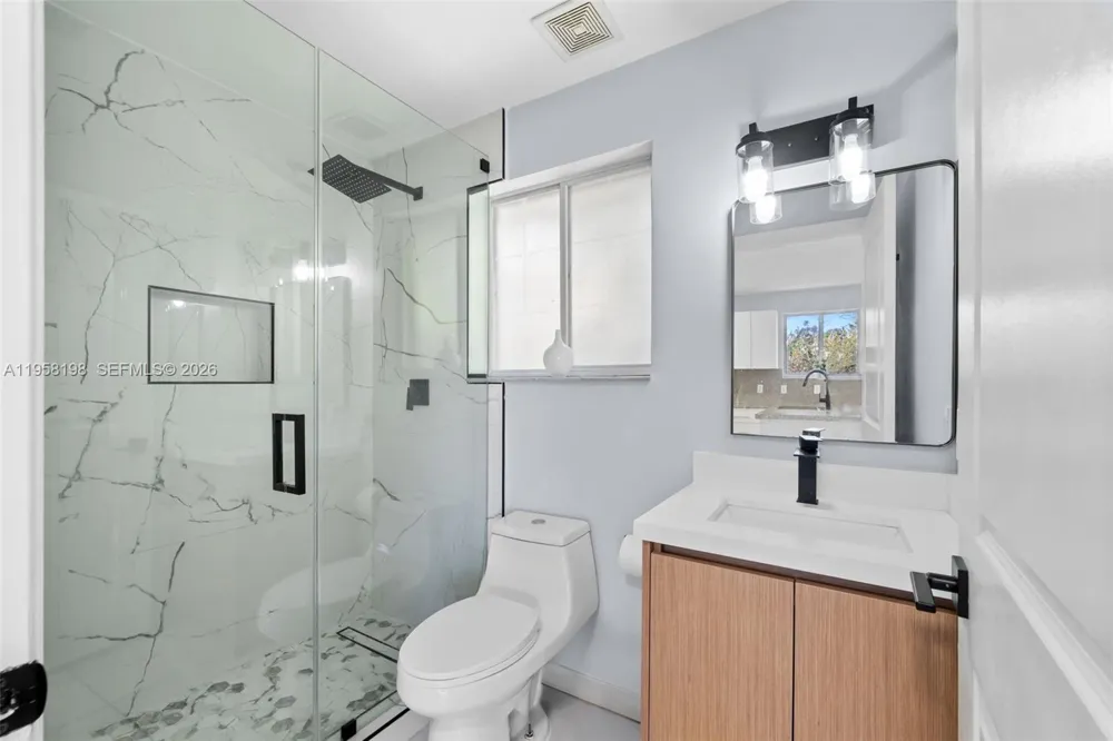 16800 SW 190th St Miami, FL 33187