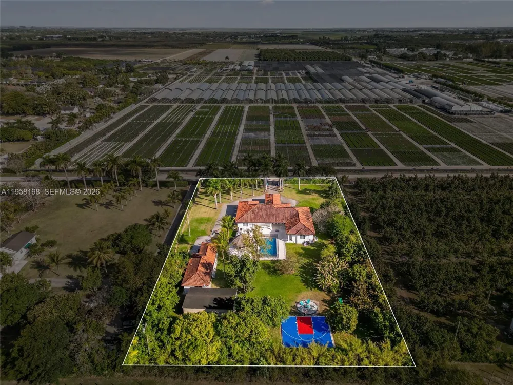 16800 SW 190th St Miami, FL 33187