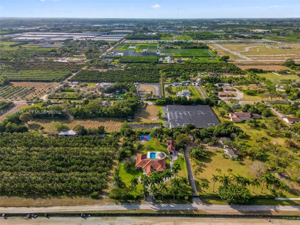 16800 SW 190th St Miami, FL 33187