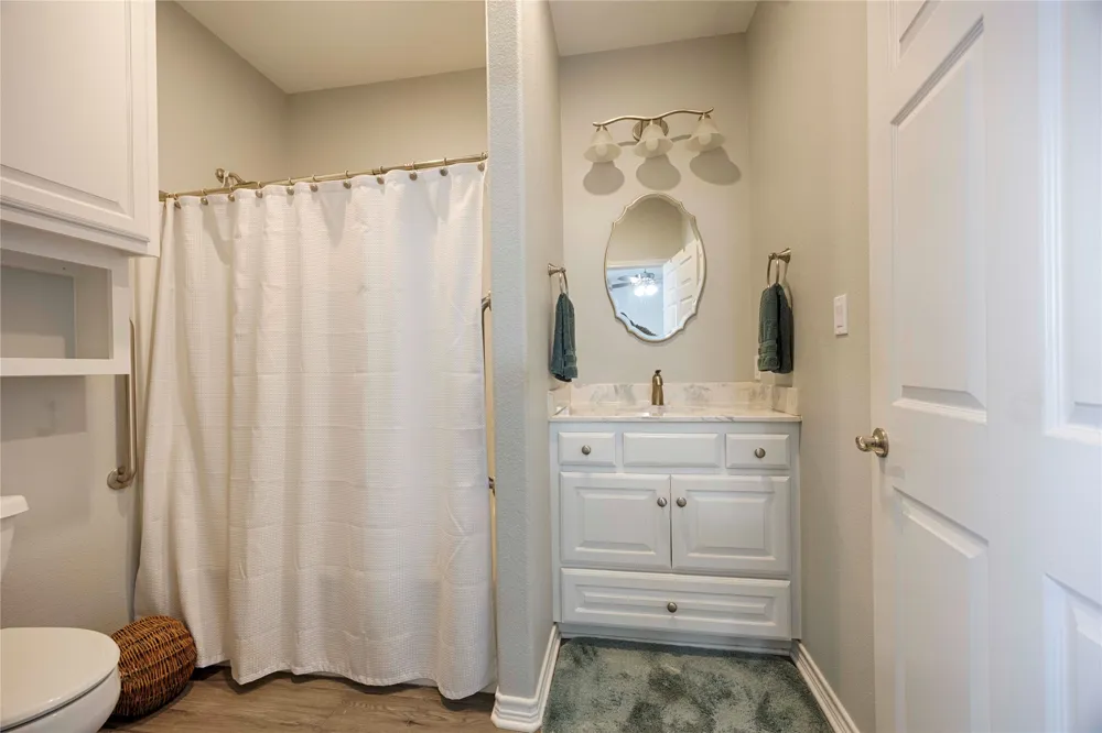 66 County Road 77D Schulenburg, TX 78956