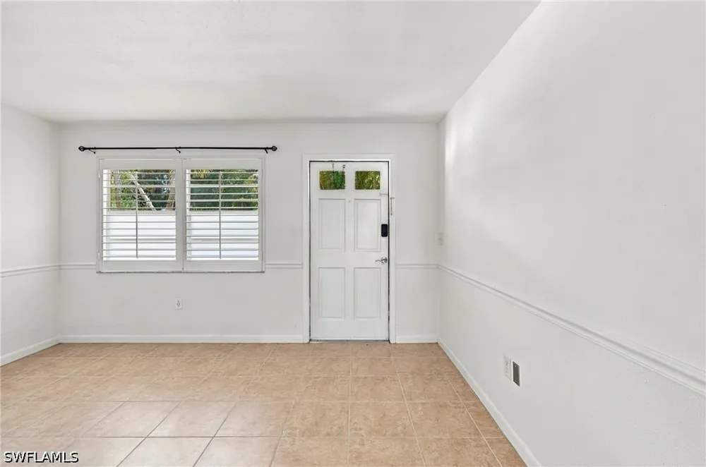 Gulfstream Drive #5 Naples, FL 34112