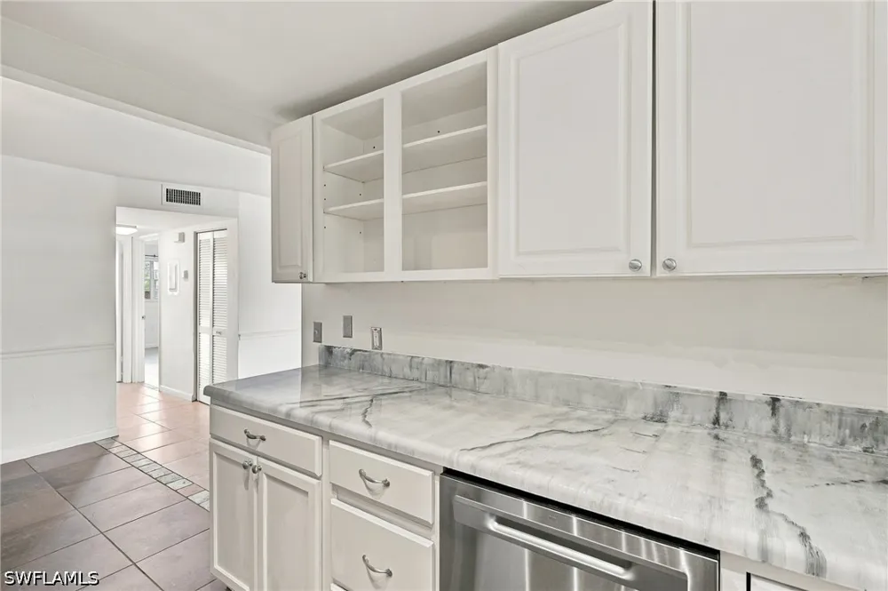 Gulfstream Drive #5 Naples, FL 34112