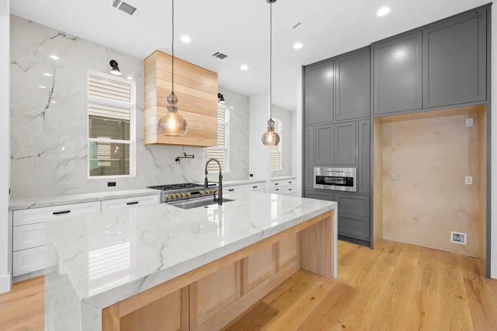 1520 Nicholson Street