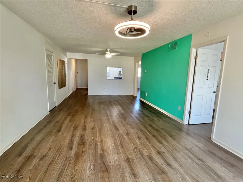 Myerlee Country Club Boulevard #2 Fort Myers, FL 33919
