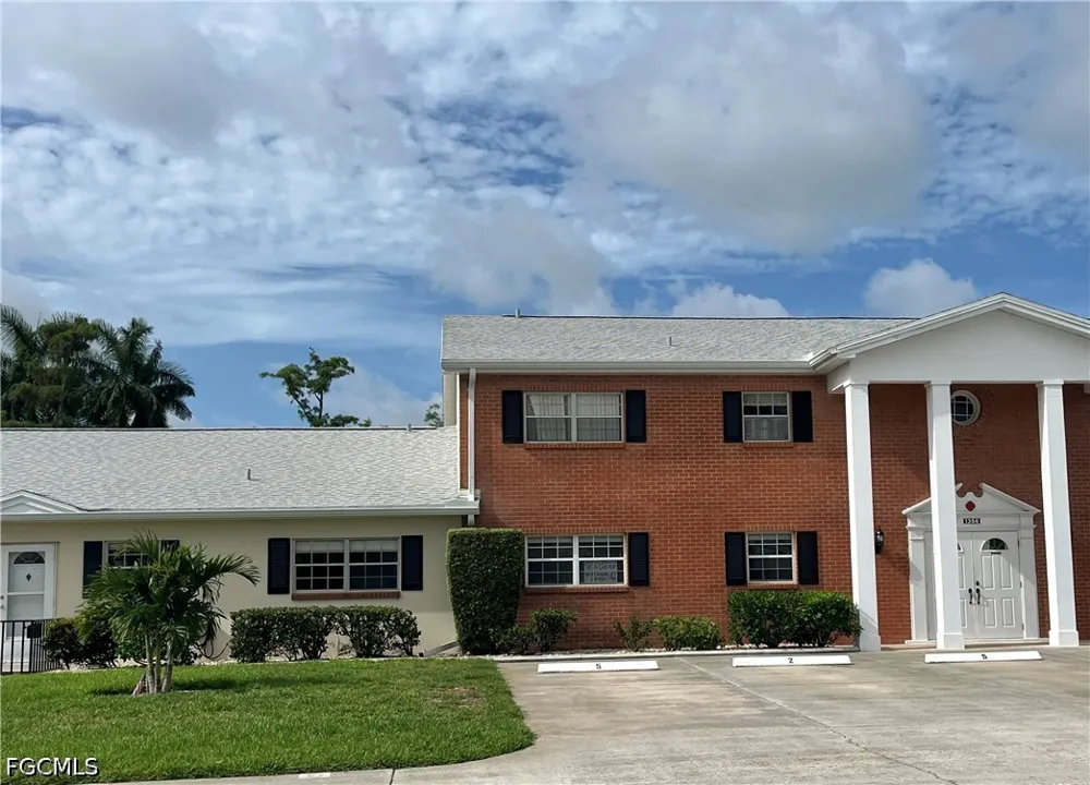 Myerlee Country Club Boulevard #2 Fort Myers, FL 33919