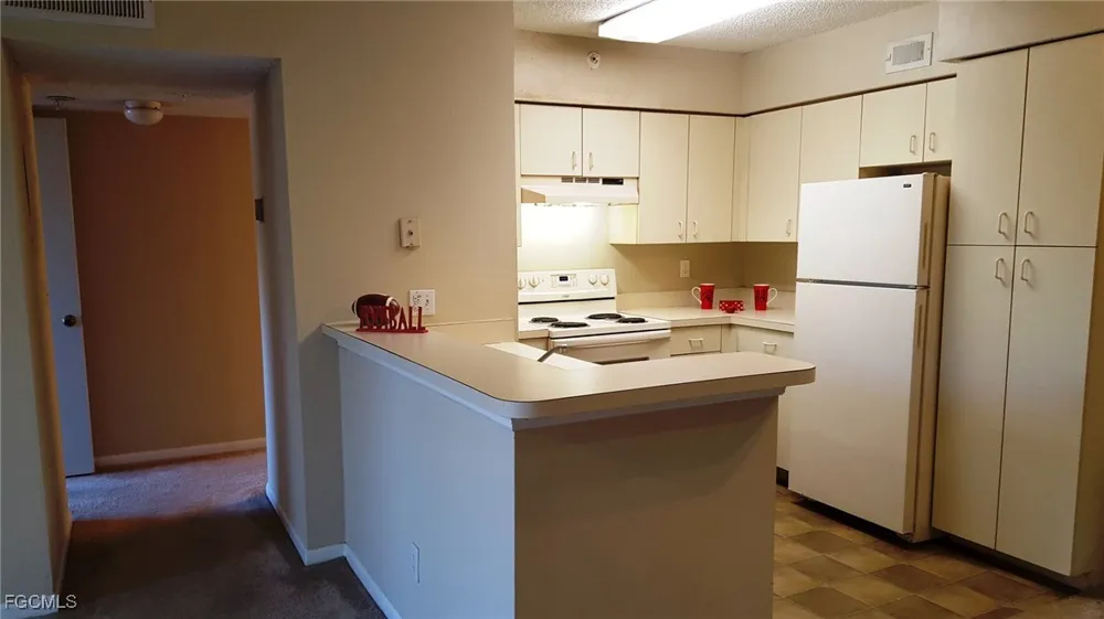 Eagle Ridge Drive #112 Fort Myers, FL 33912