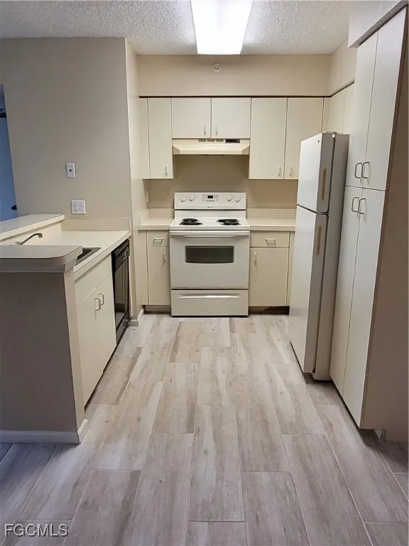 Eagle Ridge Drive #112 Fort Myers, FL 33912
