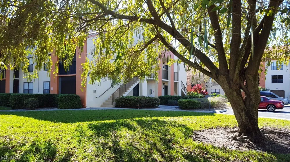 Eagle Ridge Drive #112 Fort Myers, FL 33912