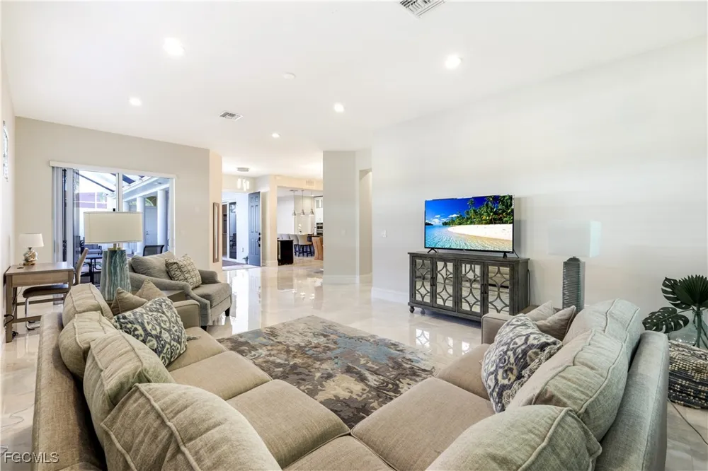 Kensington Loop Fort Myers, FL 33912