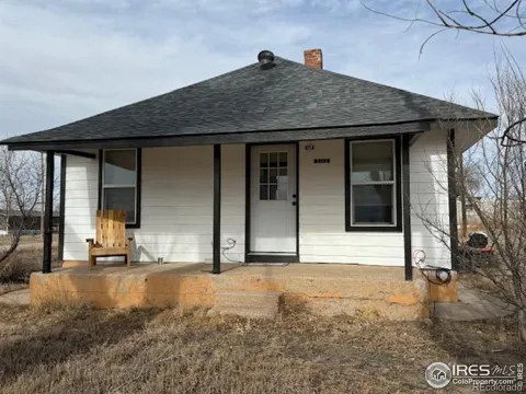 303 Lee Street