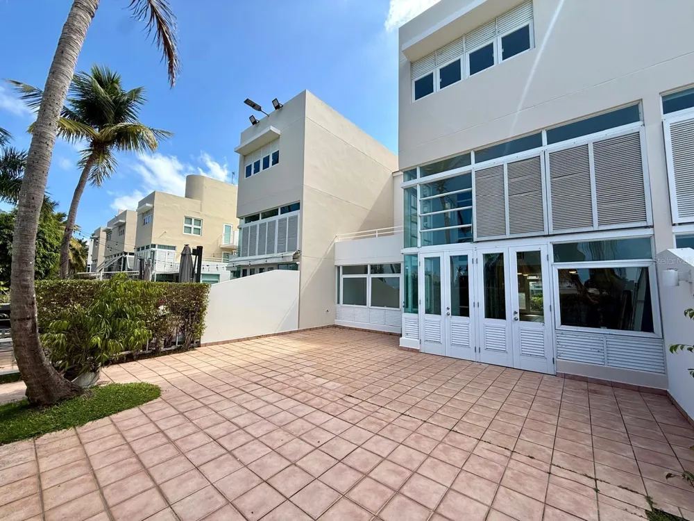 #124 VILLAS DE GOLF OESTE Dorado, PR 00646