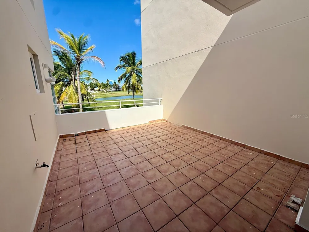 #124 VILLAS DE GOLF OESTE Dorado, PR 00646